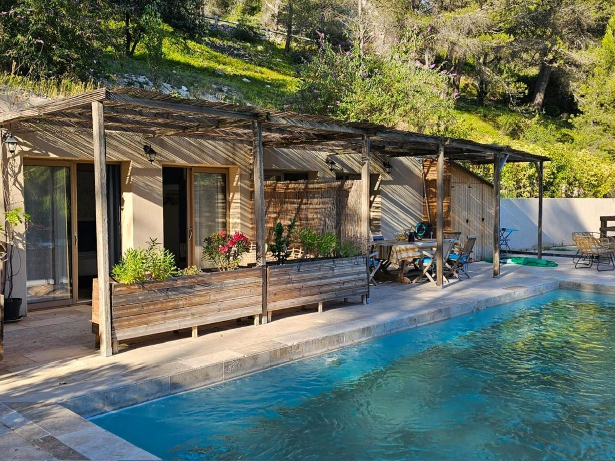 Mas De La Fadeto Bed & Breakfast Les Baux-de-Provence Luaran gambar