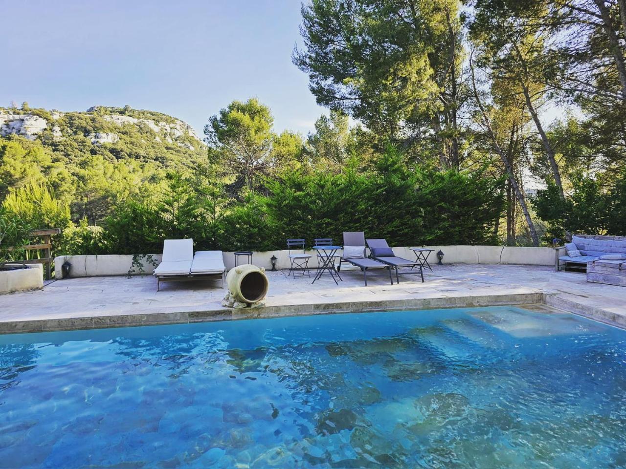Mas De La Fadeto Bed & Breakfast Les Baux-de-Provence Luaran gambar