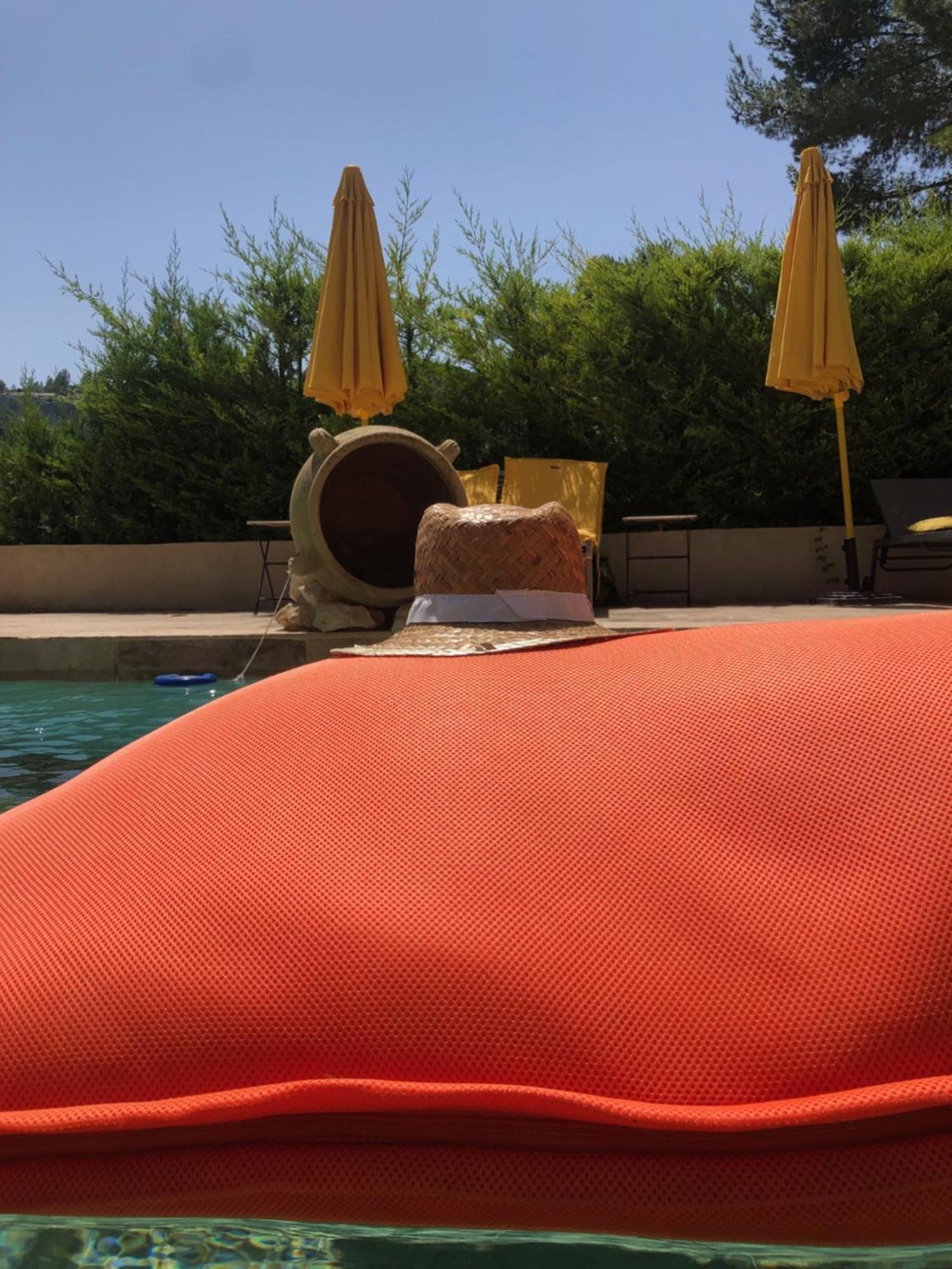 Mas De La Fadeto Bed & Breakfast Les Baux-de-Provence Luaran gambar