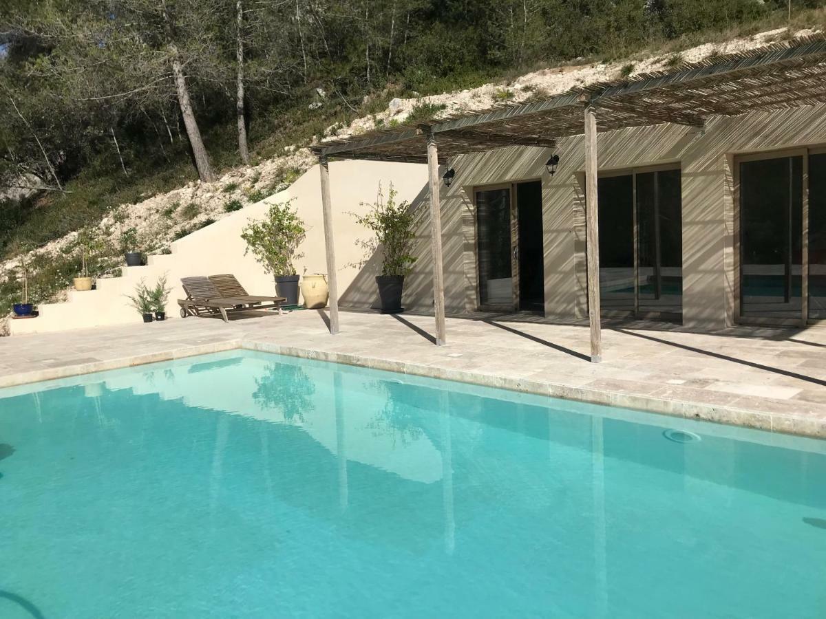 Mas De La Fadeto Bed & Breakfast Les Baux-de-Provence Luaran gambar