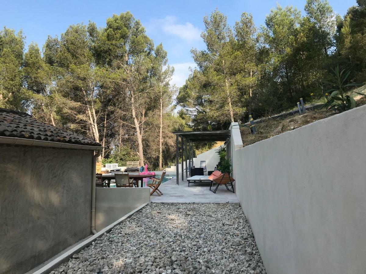 Mas De La Fadeto Bed & Breakfast Les Baux-de-Provence Luaran gambar