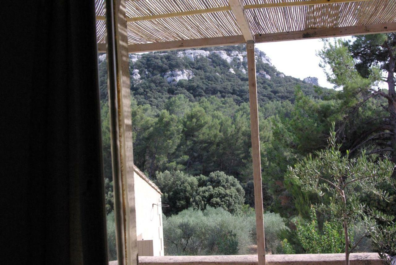 Mas De La Fadeto Bed & Breakfast Les Baux-de-Provence Luaran gambar