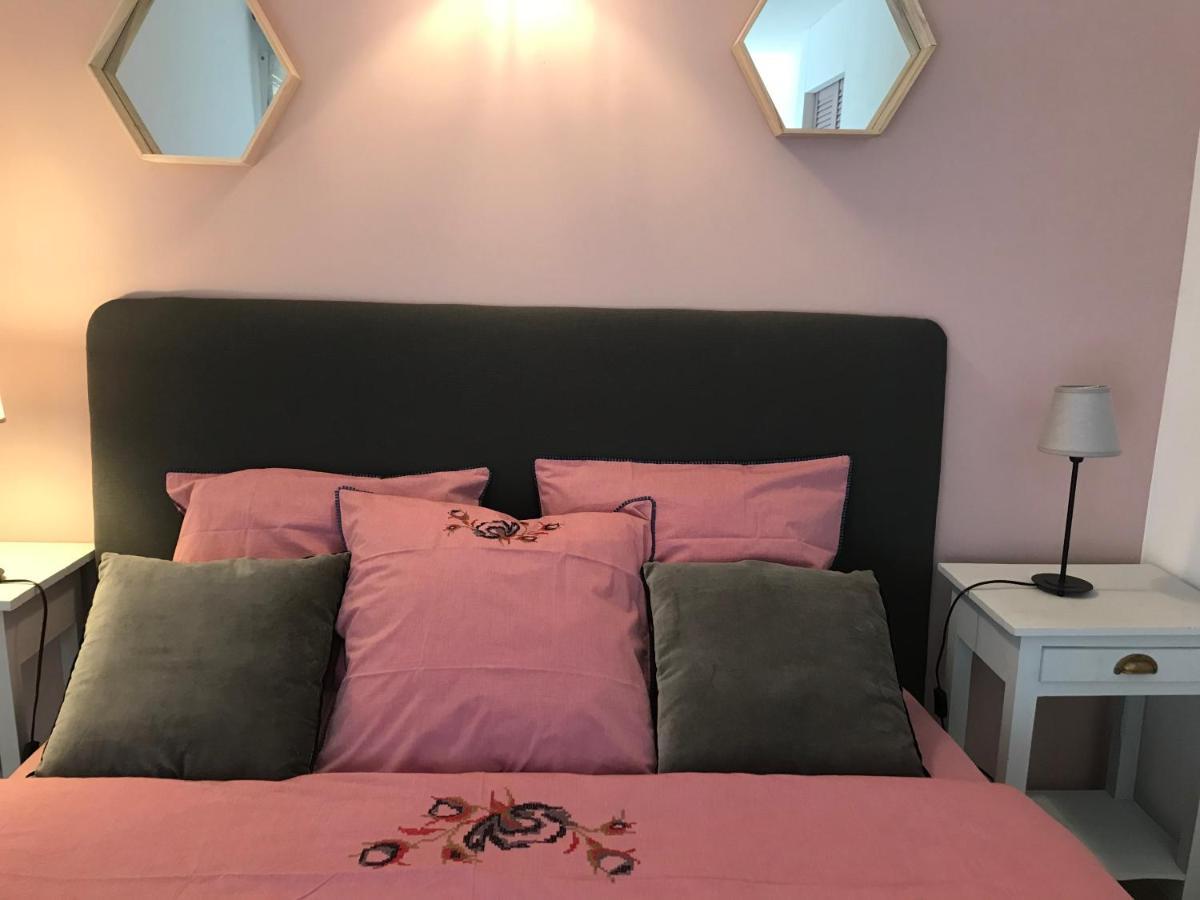 Mas De La Fadeto Bed & Breakfast Les Baux-de-Provence Luaran gambar